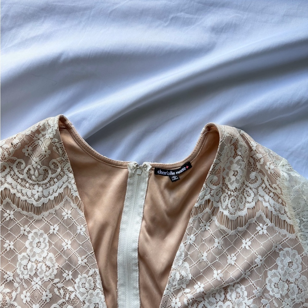 Fashion Nova plus size lace dress - Picture 4 of 6